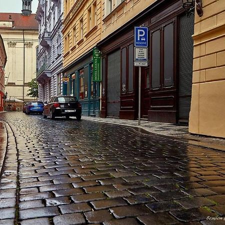 Apart Near The Charles Bridge Prag Dış mekan fotoğraf